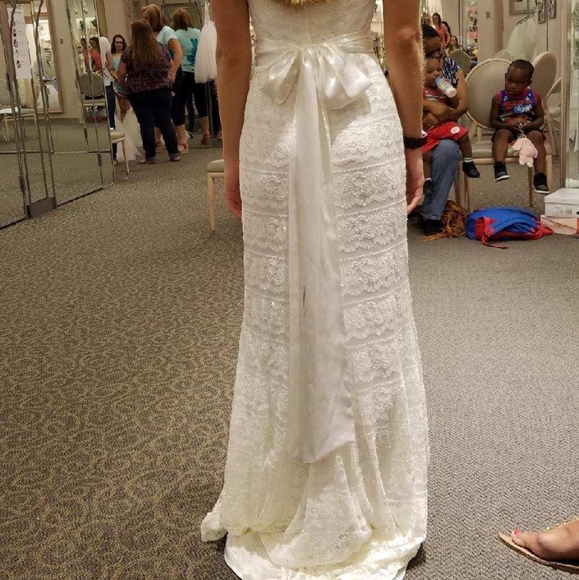 David's Bridal Wedding Gown - Picture 2 of 3